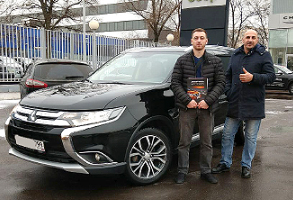 Mitsubishi Outlander 2.4 CVT, 62000 км пробег, 2015 г.в.