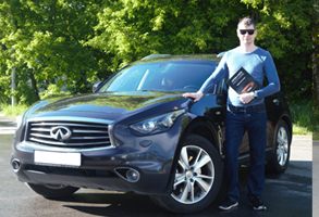 Infiniti QX70s  2013 года пробег 67000 км