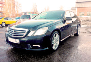 Mercedes Benz E200 AMG pacet 2010 г.